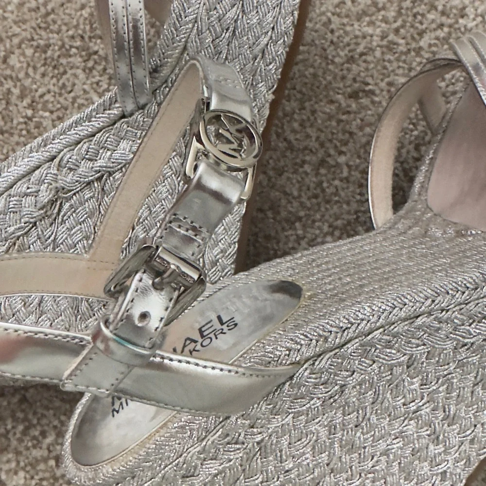 MICHAEL Michael Kors eye catching